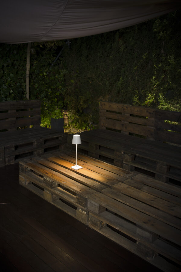 location lampe touch infiny groupe